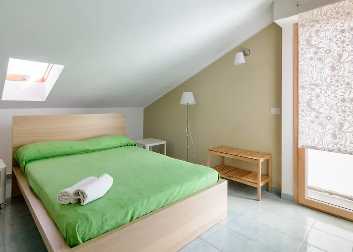 Couette-café Greco 4*